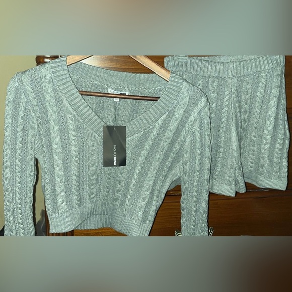 Fashion Nova Move Knit Sweater Set Short - Picture 3 of 3
